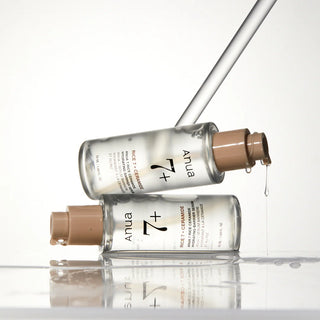 Hydrating serum with rice, ceramide, and hyaluronic acid.